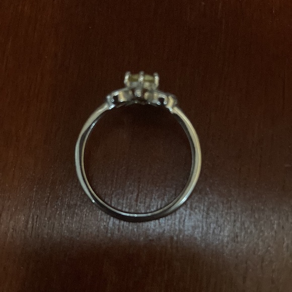 Daisy ring - Picture 4 of 6